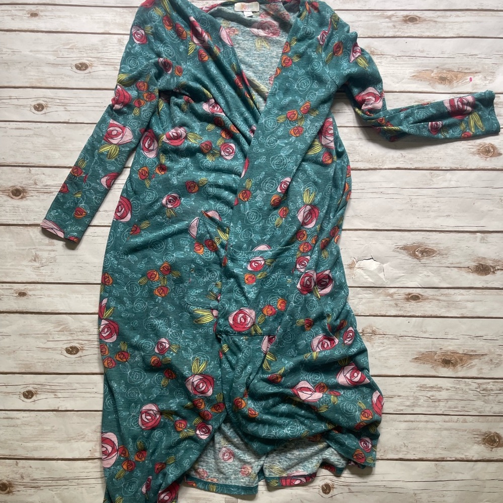 Two Lularoe cardigans - Picture 4 of 7